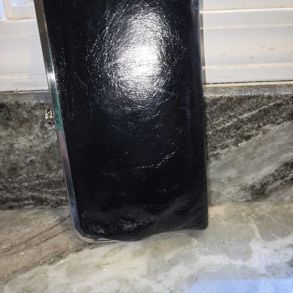 Hobo Lauren Wallet - Picture 8 of 8